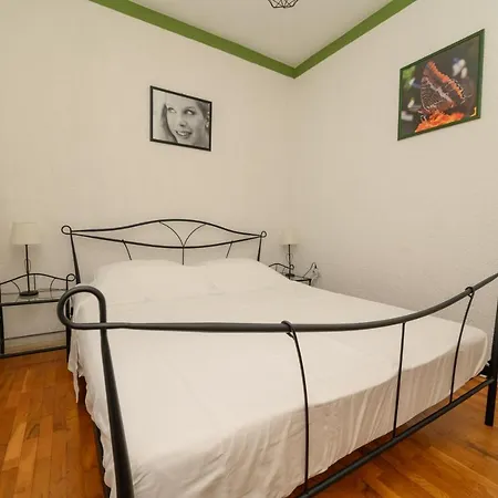 Apartmani Loreta Mali Lošinj Exterior foto