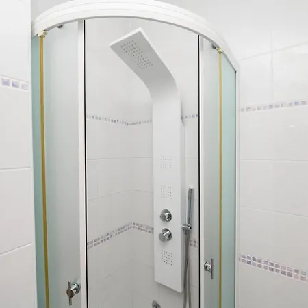 Apartmani Loreta Mali Lošinj Exterior foto