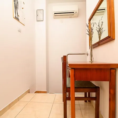 Apartmani Loreta Mali Lošinj Exterior foto