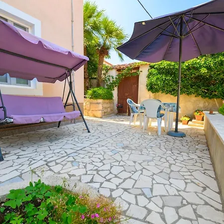 Apartmani Loreta Mali Lošinj Exterior foto
