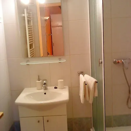 Apartmani Loreta Mali Lošinj Exterior foto